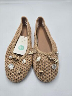 A New DAy Flats